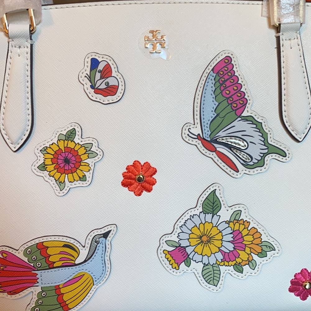 Tory Burch Emerson Crossbody Zip Tote - Picture 14 of 17